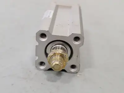 USED SMC CQ2D20-50DM