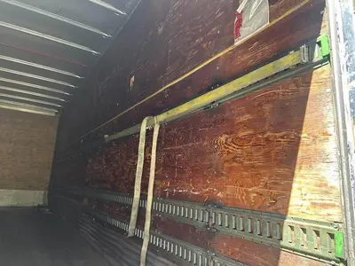 1996 Strick 28 ft Dry Van Trailer - Roll up Door, Liftgate