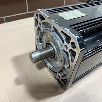 USED Indramat Bosch Group MAC112C-0-ED-4-C/130-A-1/WI520LX/S05