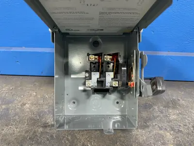 Used SQUARE D DU221RB Disconnects Ohio US | HGR 24 #1284782