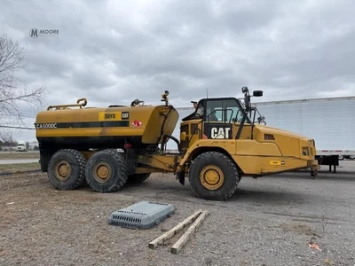 Used 2014 CATERPILLAR 725C Water Trucks Tennessee US | Moore Equipment #1517241
