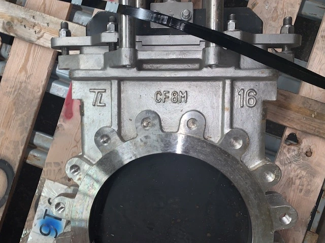16" TL Trueline Stainless Knife Gate Valve Air Operated, New Storeroom Spare