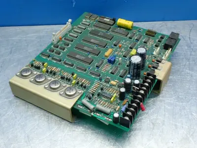 USED HAAS AUTOMATION 323051E