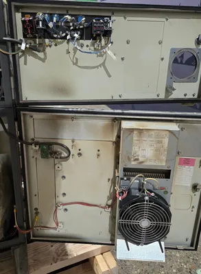 USED 2014 FANUC R-2000IB/210F + R30IB