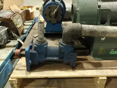2 PALLETS OF ASSORTED PUMPS