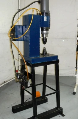 USED 2000 Taumel T-501