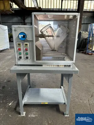 USED Patterson-Kelley 8 Quart P-K Twin Shell Blender, Plastic, Pin Bar