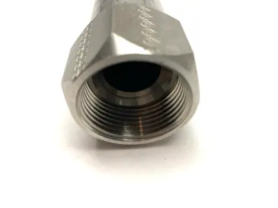 MBC-16-SS | Stainless Steel Braided Pipe 1" NPT 1' Overall Length SHELFWARE - New – Open box