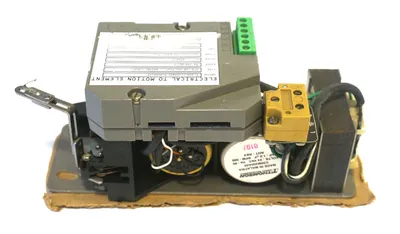 NEW ABB INSTRUMENTATION RTD 100 OHM PLAT TEMP SWITCH RTD100