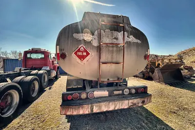 Used 1976 FORD 8000 Tanker trucks Pennsylvania US | Proxy Equipment #1385137