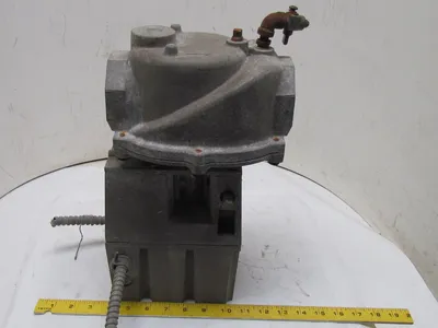 Honeywell V4062A 1123 V5055B Hi-Lo-Off Fluid Power 2"NPT Gas Valve Actuator