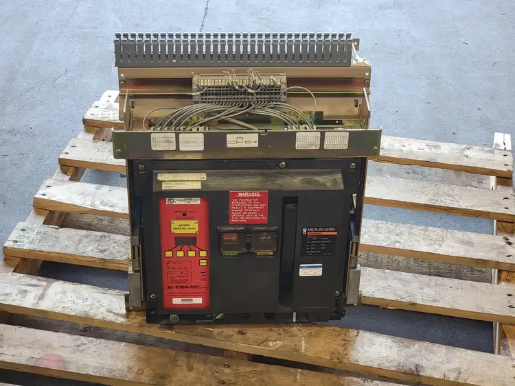 Used MERLIN GERIN M16H1 Switchgears British Columbia CA | Lenmark #240430