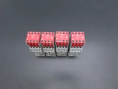 Allen-Bradley 700-CF310 700S-CF620DC Safety Control Relay 120V Coil Lot Of 4