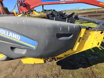 USED 2016 NEW HOLLAND H7150