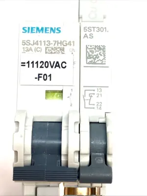 USED SIEMENS W/ AUXILIARY SWITCH 5ST3010‑0HG