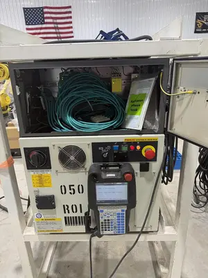 Used 2019 FANUC FANUC R-2000IC/210F Robots Michigan US | Aucto #1332199