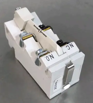 Eaton Cutler Hammer J11 Axiliary Contact Loc4E6