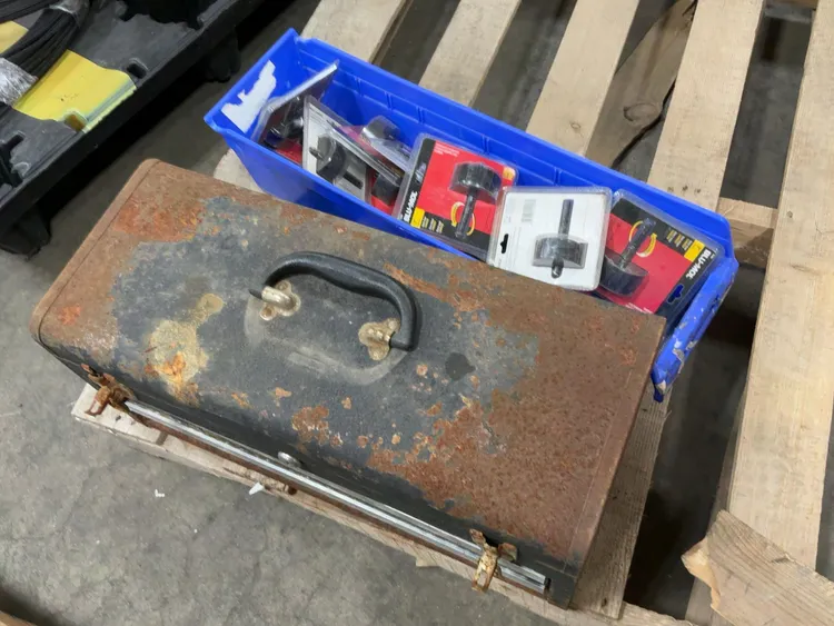 Used _UNKNOWN_ _UNKNOWN_ Tool Box Michigan US | Miedema Asset Management Group #1320248