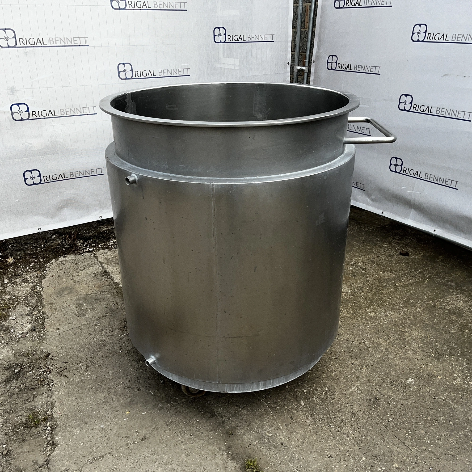 1,000L S/S Open Top Jktd Portable Tank