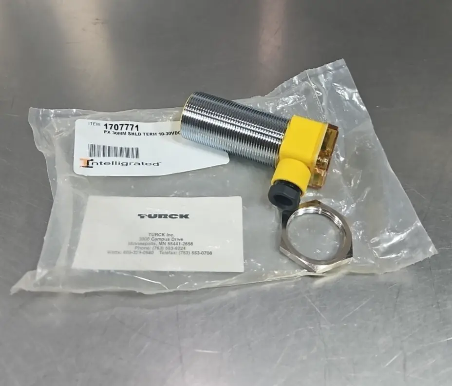 Turck BI10-G30SK-AP6X2 Sensor Loc5E34