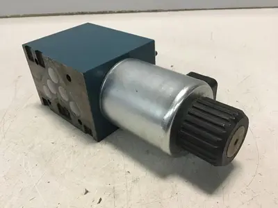 USED BOSCH 0 810 001 830