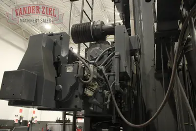 Giddings & Lewis 6' x 12' Boring Mill with 6" Spindle and Probing