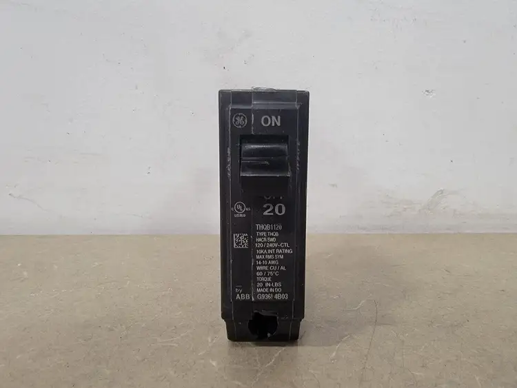 Used ABB THQB1120 Switchgears British Columbia CA | Lenmark #238725