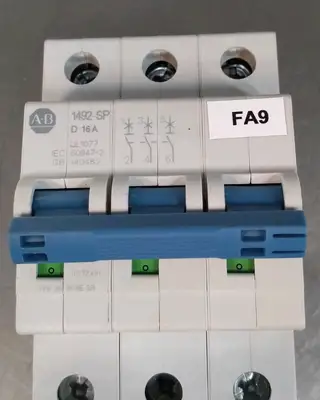 Allen Bradley 1492-SPM3D160/D Circuit Braker 16A Loc4C39