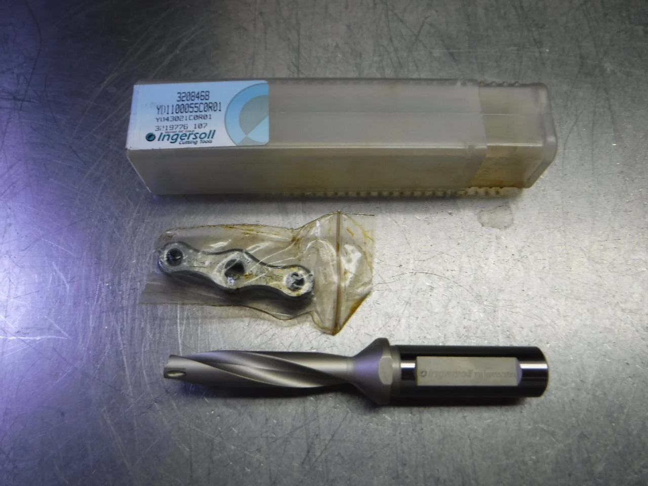 Ingersoll 0.4331" Indexable Y Series Drill 5/8" Shank YD1100055C0R01 (LOC1029B)