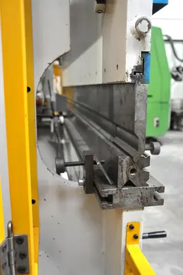 USED LVD PPBL 60 TON X 2500 MM