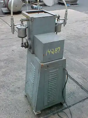 USED JW LESSER PISTON FILLER Y H 500 (TWIN)