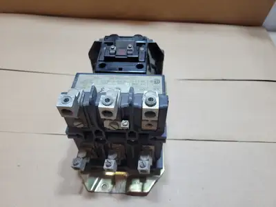 Used ALLEN-BRADLEY 500-DOD930 Relays & Switches British Columbia CA | Lenmark #1486881
