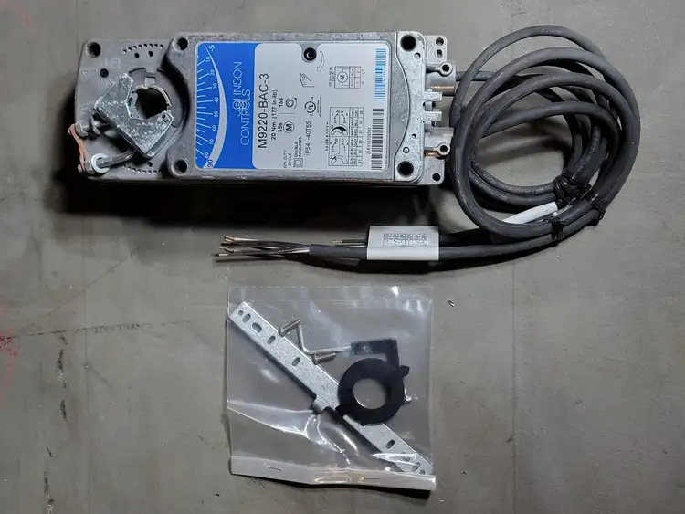 Used JOHNSON CONTROLS M9220-BAC-3 Electric Motor Driven Actuators British Columbia CA | Lenmark #255318