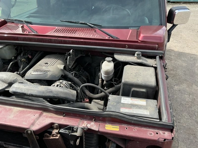 USED 2005 HUMMER H2