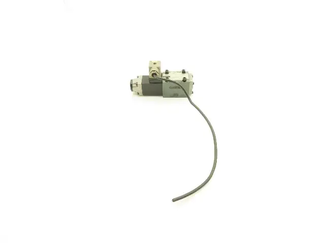 Rexroth DBWC-B2-52/200- Hydraulic Directional Valve NO 24VDC 2900 PSI