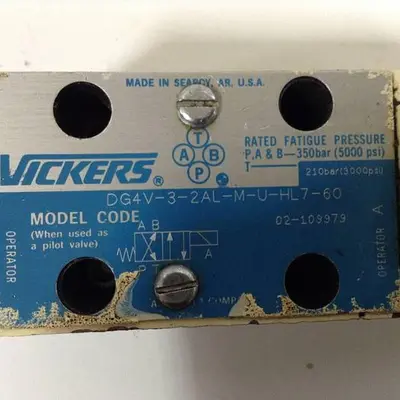 USED VICKERS DG4V-3-2AL-M-U-HL7-60