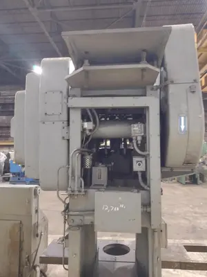 60 TON BLISS MODEL #C-60 OBI STAMPING PUNCH PRESS 8" STROKE: STOCK #23462