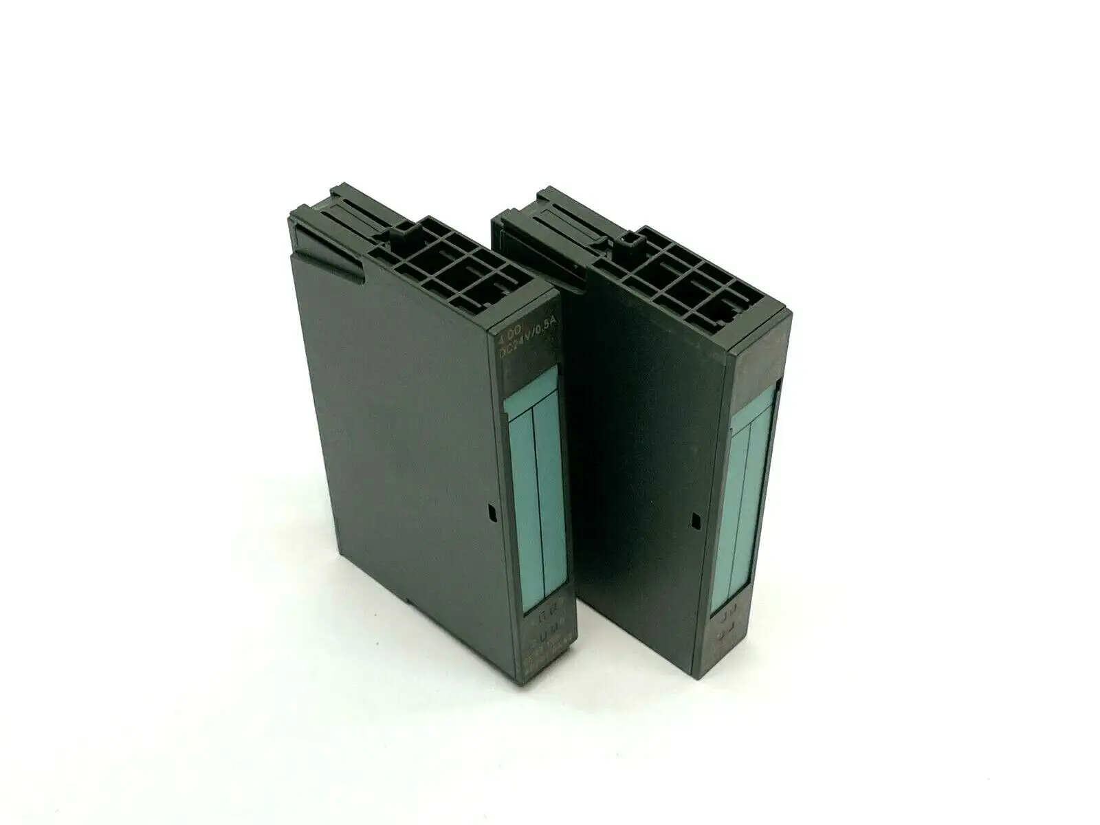 6ES7132-4BD02-0AA0 | Siemens  Electron Module LOT OF 2 - Used