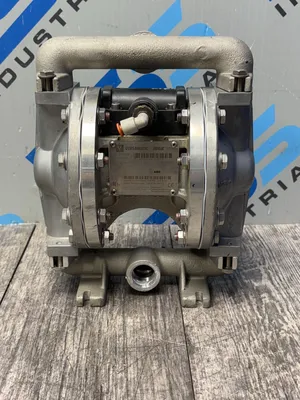 VERSAMATIC E7AA5T559C-ATEX Diaphragm Pumps | ESS Industrial Equipment Sales (3)