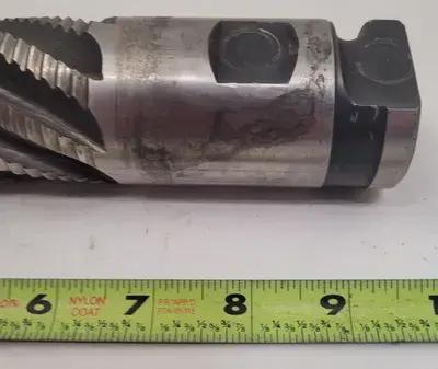USED VALUE COLLECTION ROUGHING END MILL