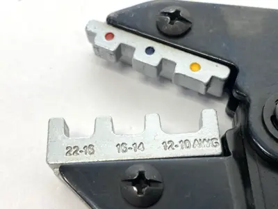 Used Haisstronica AWG 22-10 Wire Crimping Tool for Heat Shrink Connectors Wire Crimpers Michigan US | Maverick Industrial Sales #1402272