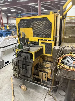 40 TON RLM MODEL #R40 4-POST CUTOFF PRESS & SERVO DIE ACCELERATOR: YOBRO #23887