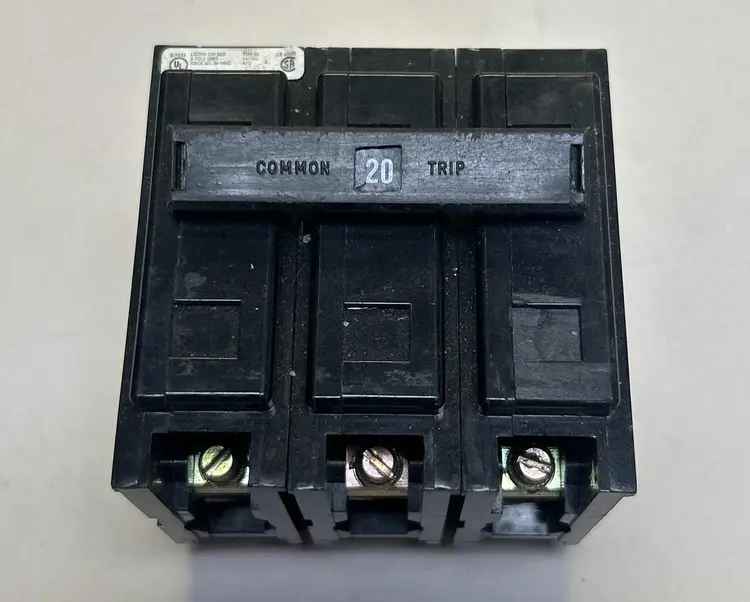 Used CUTLER-HAMMER BAB3020H Miscellaneous Equipment (Electrical & Power) | Surplus Asset Holdings #1200030
