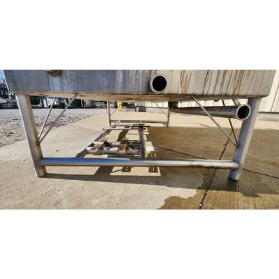 Used Dual Chamber Stainless Steel Liquid Holding Tank - 670 Gallon Cap.