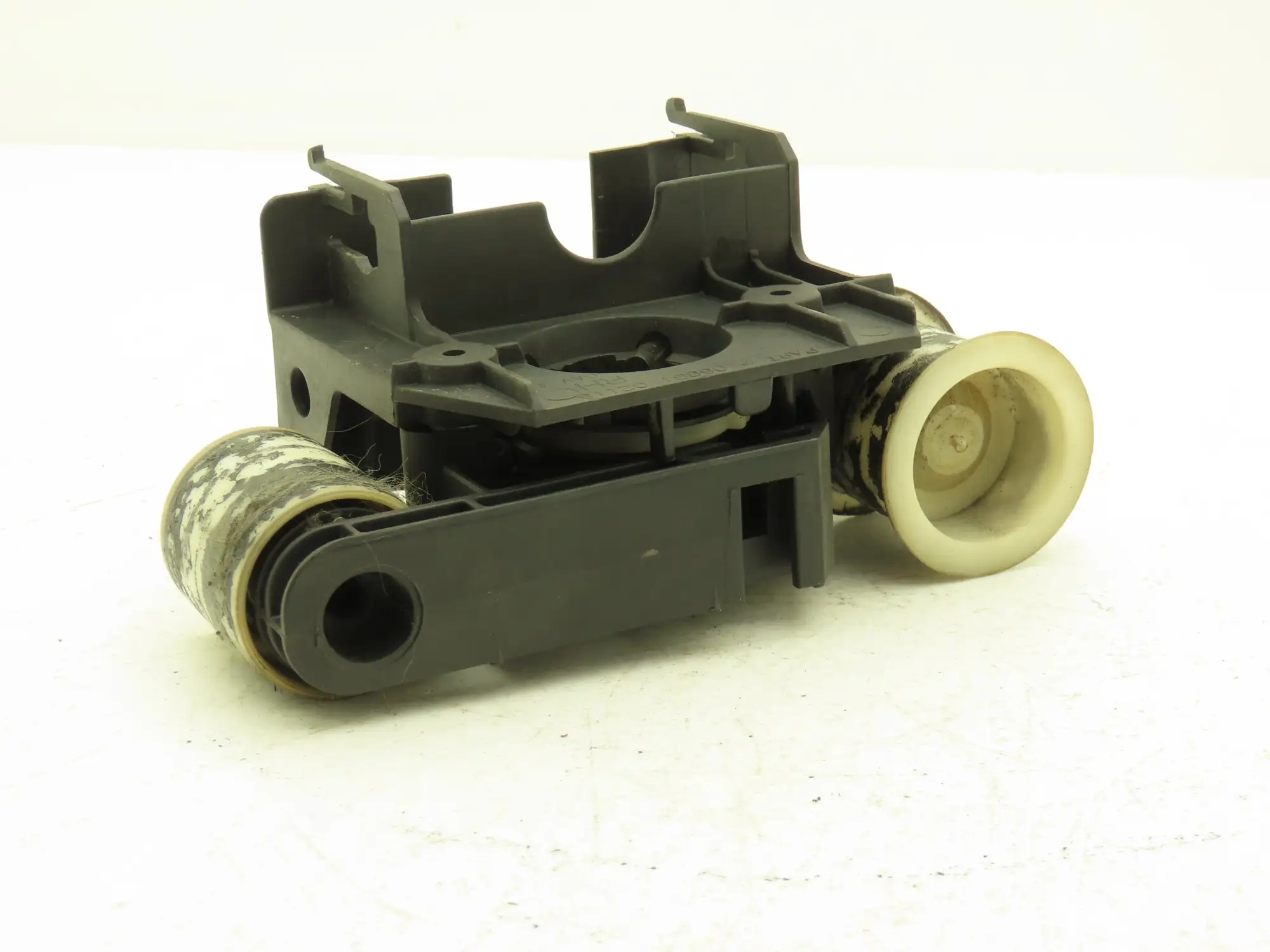 Dematic 06881-02116 RH Accumulation Conveyor 1-Way Flow Control Flange Wheel