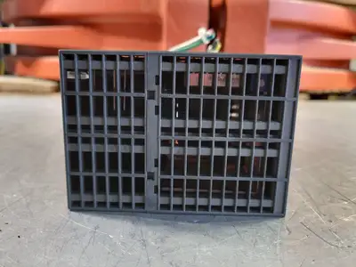 USED SIEMENS 6ES7 307-1EA00-0AA0
