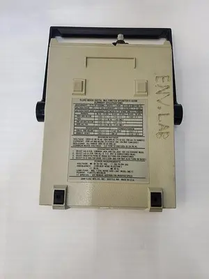 FLUKE 8010A DIGITAL MULTIMETER