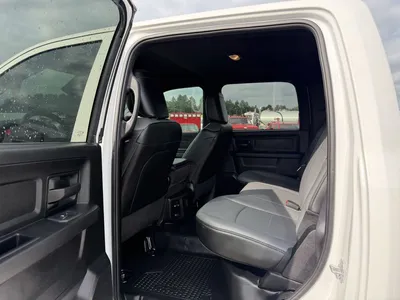 New | in-Stock 2025 RAM 2500 HEAVY DUTY CREW 4X4 Pickup Trucks Minnesota US | Carco Truck & Equipment #1513850