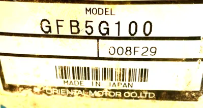 NEW ORIENTAL MOTOR VEXTA GFB5G100 MOTOR REDUCER