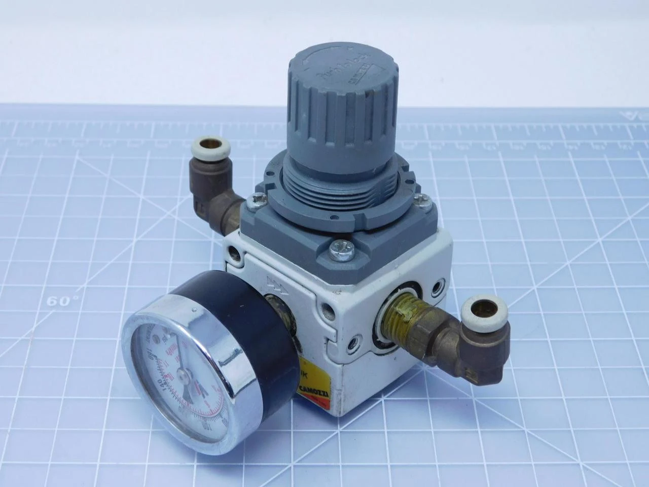 Used CAMOZZI _UNKNOWN_ Regulators | OCO Industrial #1629773